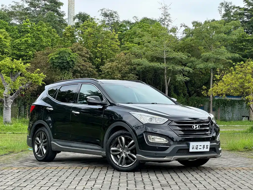 Hyundai Santa Fe 2014 — фото 3