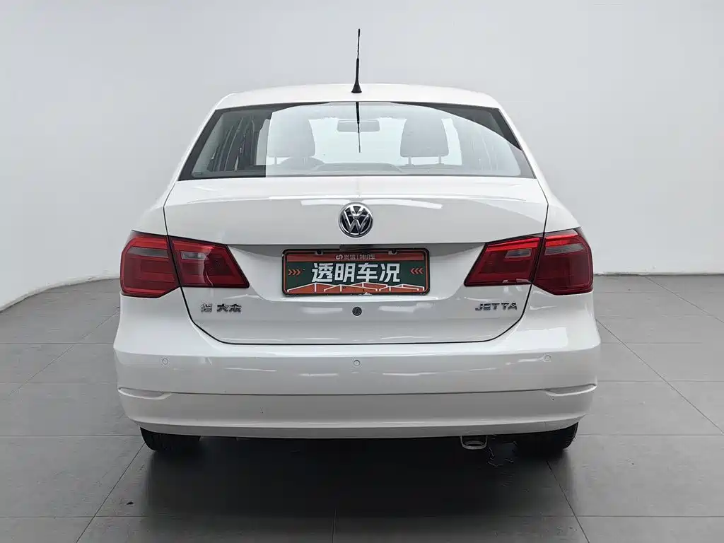 Volkswagen Jetta 2016 — фото 4