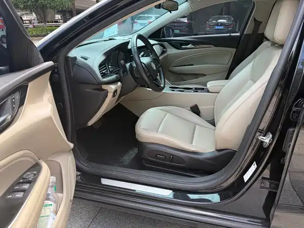 Buick Regal 2021