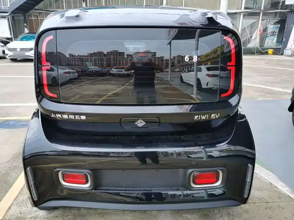 Baojun Kiwi EV 2022