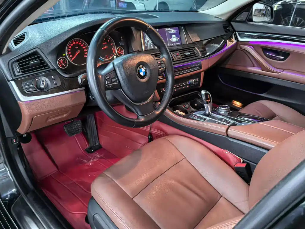 BMW 5 Series 2015 — фото 2