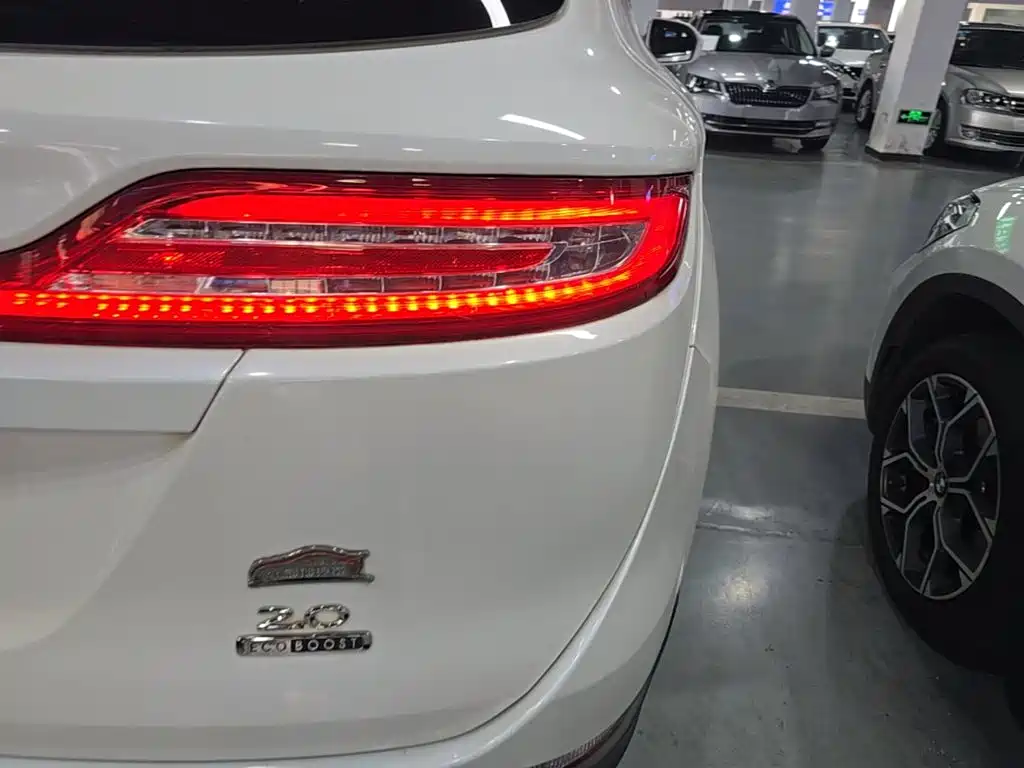 Lincoln MKC 2015 — фото 24