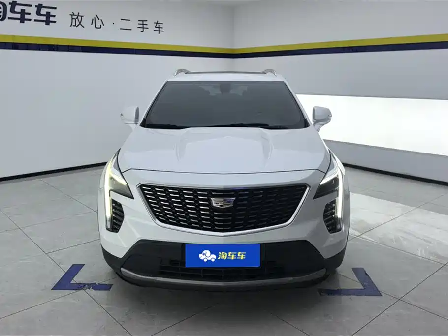 Cadillac XT4 2021 — фото 2