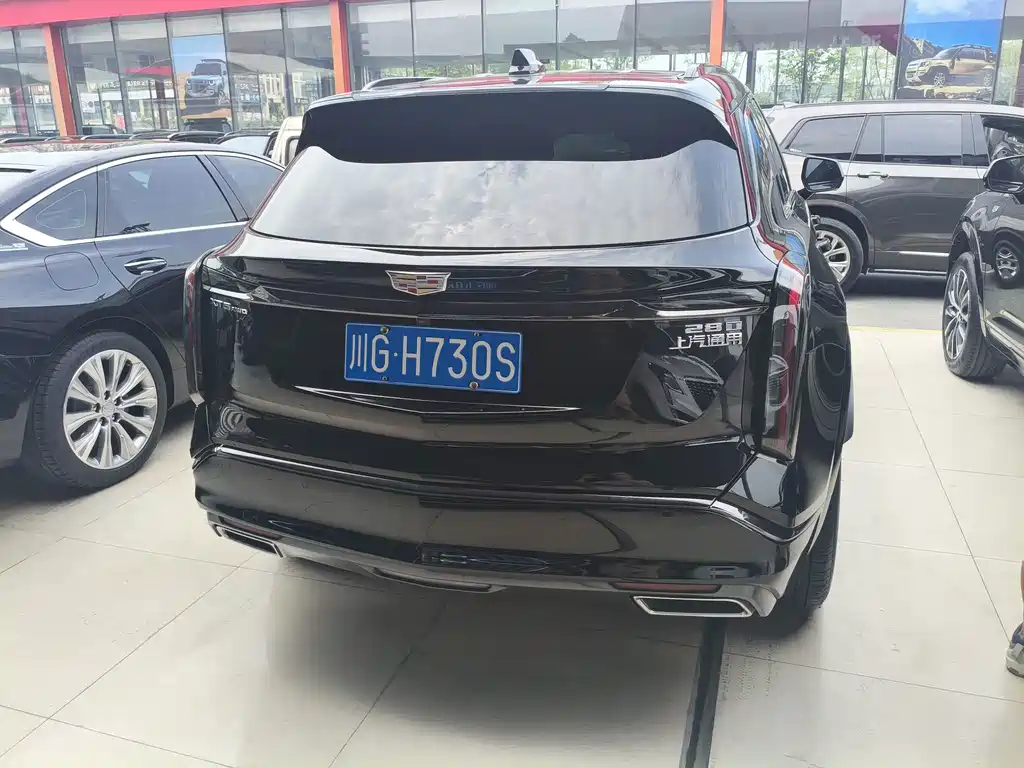 Cadillac XT5 2024 — фото 13