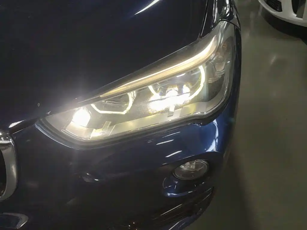 BMW X1 2017 — фото 24
