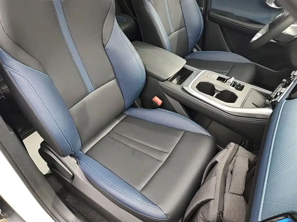 GAC Motor Trumpchi GS3 2024 — фото 25