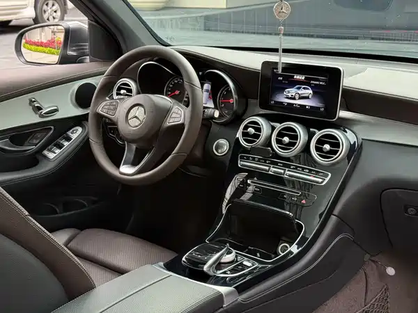 Mercedes-Benz GLC 2018