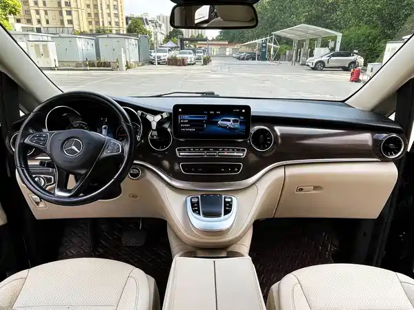 Mercedes-Benz V-Class 2021