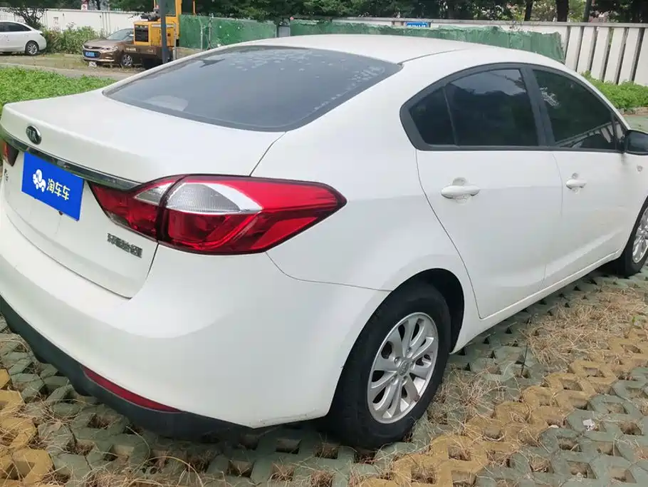 Kia K3 2016
