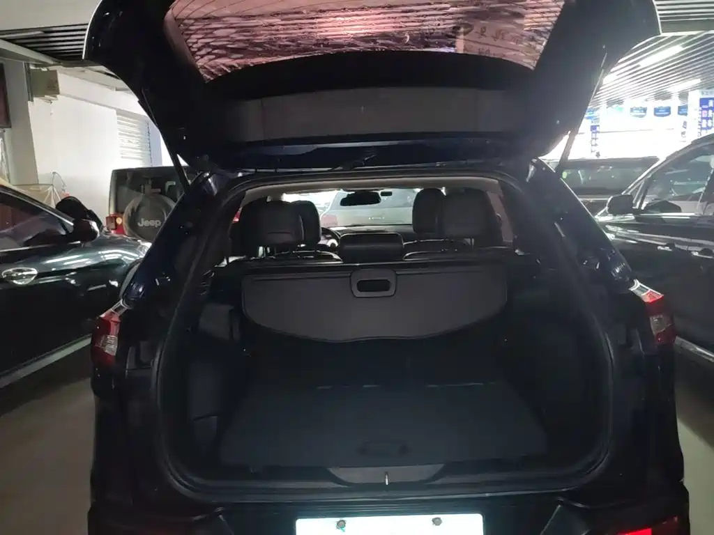Jeep Cherokee 2018 — фото 19