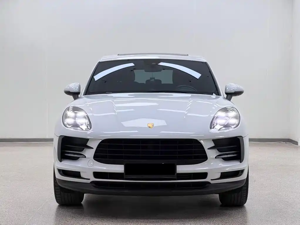 Porsche Macan 2021 — фото 2