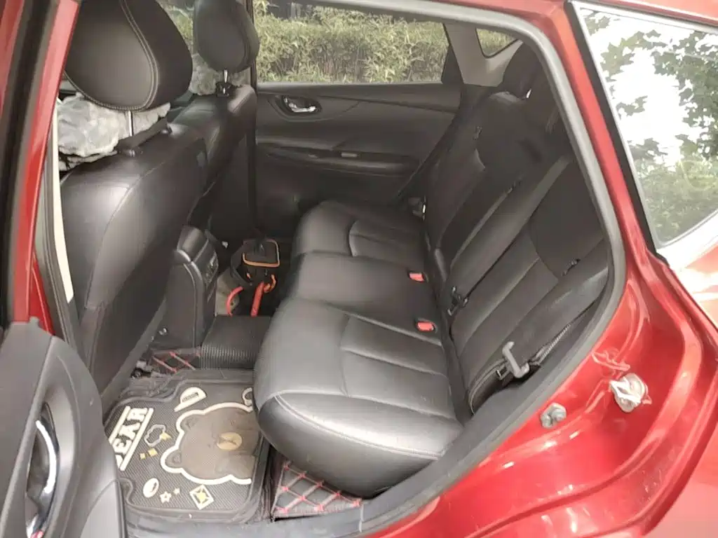 Nissan Tiida 2018 — фото 17