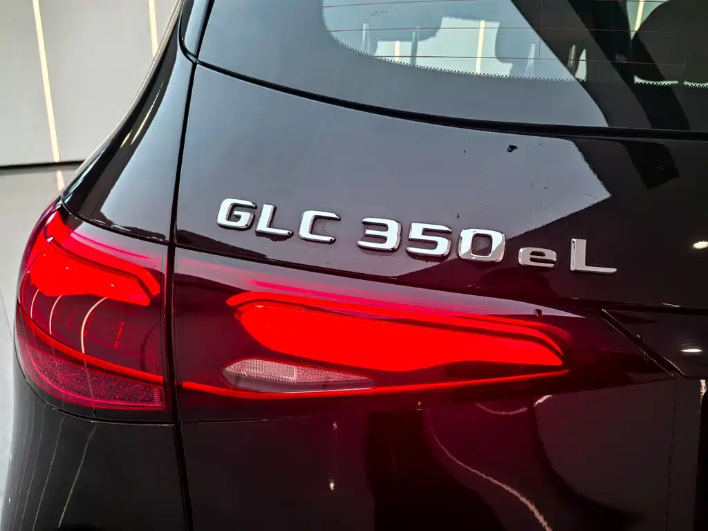 Mercedes-Benz GLC EV 2025 — фото 14