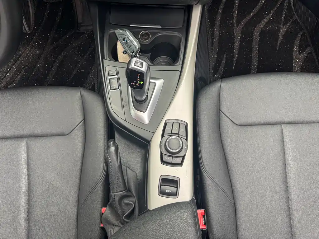BMW 2 Series 2017 — фото 13