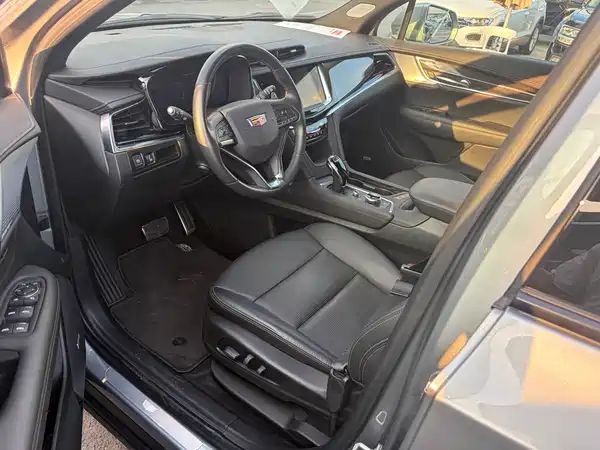 Cadillac XT6 2024