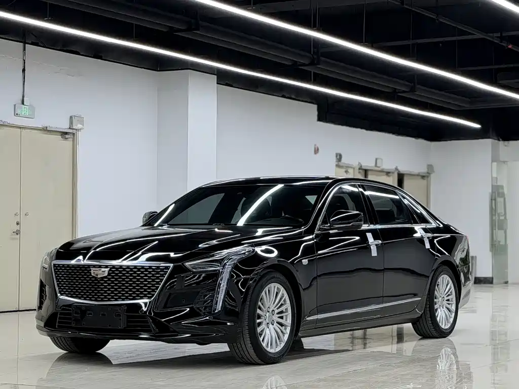 Cadillac CT6 2021 — фото 1