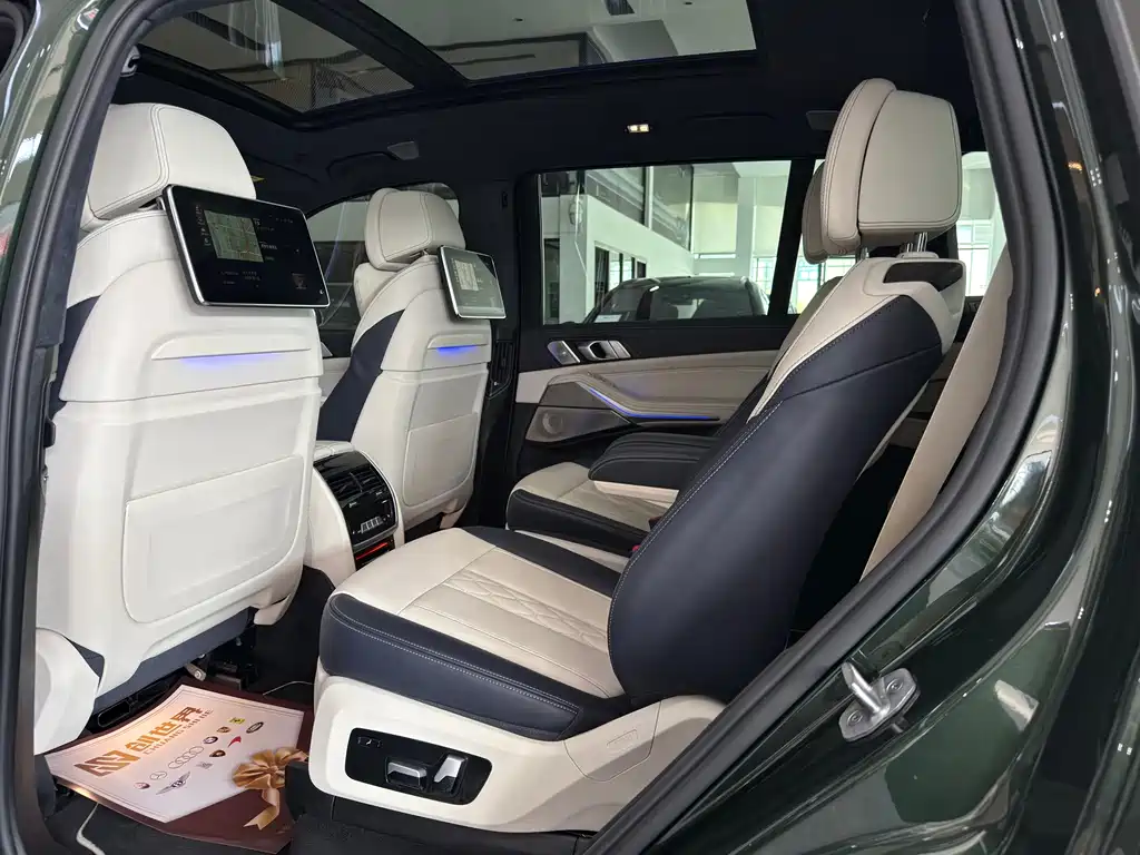 BMW X7 2022 — фото 13