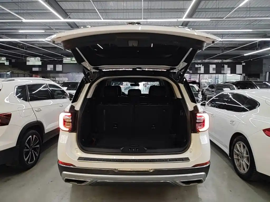 Ford Explorer 2023 — фото 19
