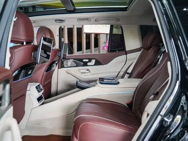 Mercedes-Benz Maybach GLS 2024