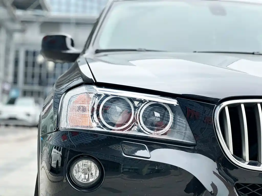 BMW X3 2012 — фото 7