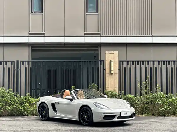 Porsche 718 2023