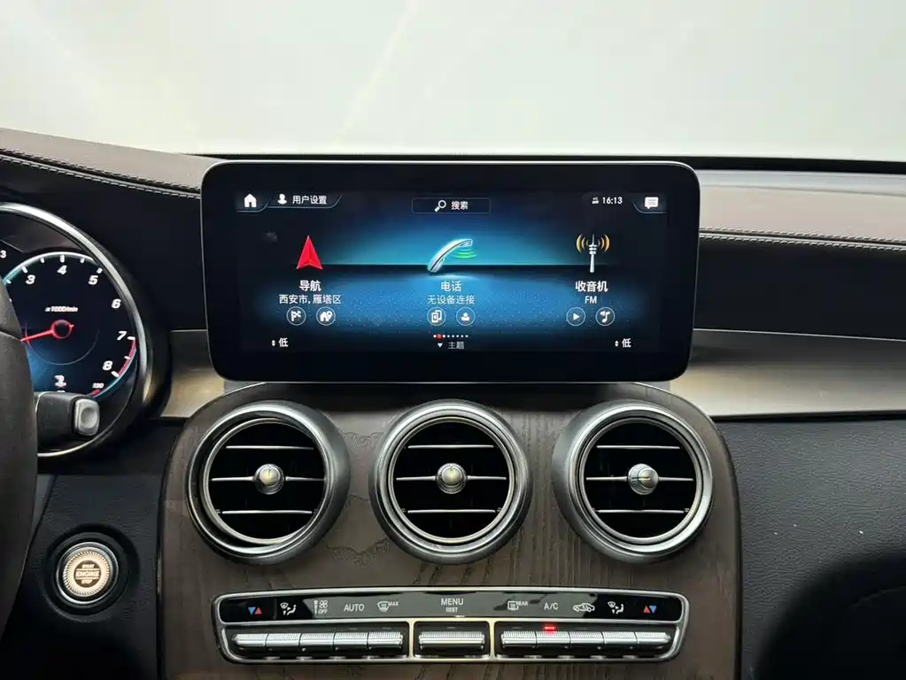 Mercedes-Benz GLC 2020 — фото 13