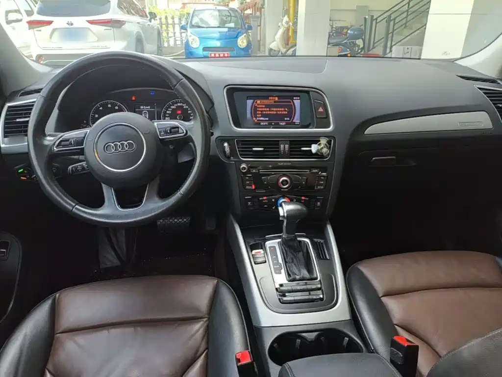 Audi Q5 2017 — фото 10