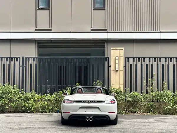 Porsche 718 2023