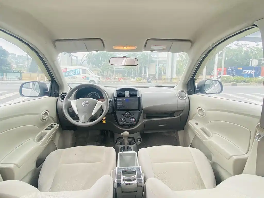 Nissan Sunny 2017 — фото 10