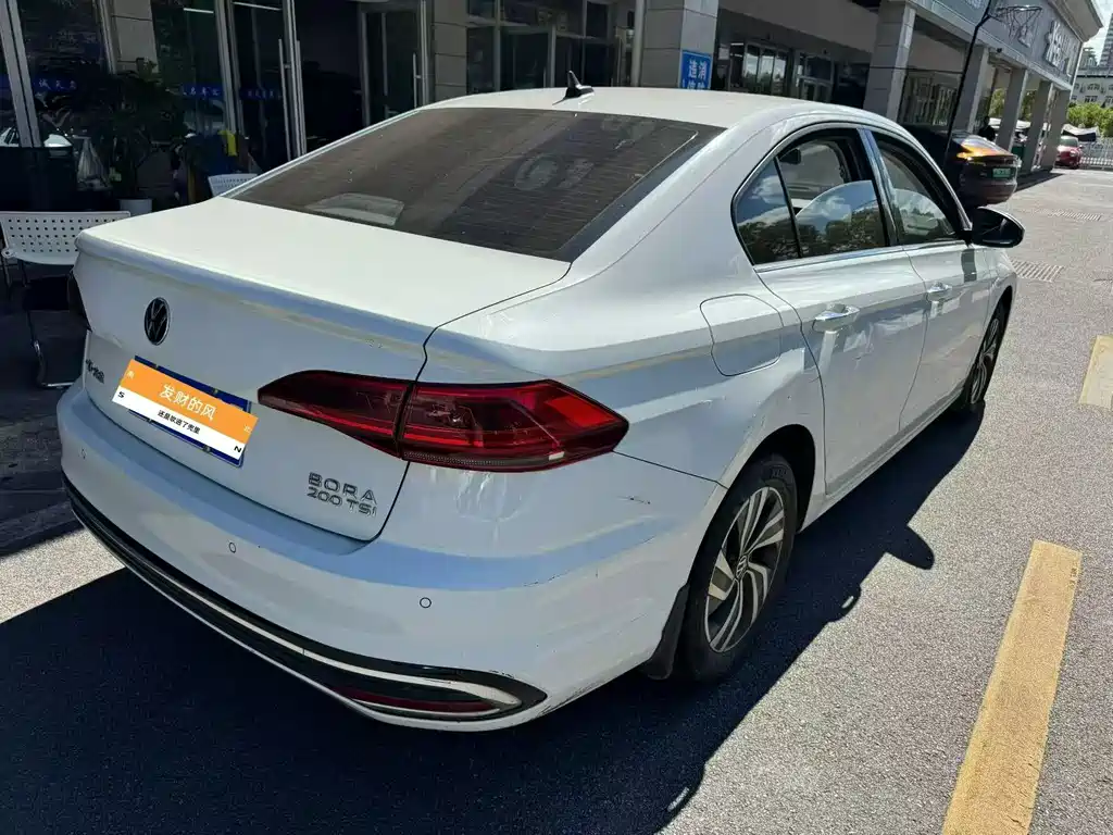 Volkswagen Bora 2024