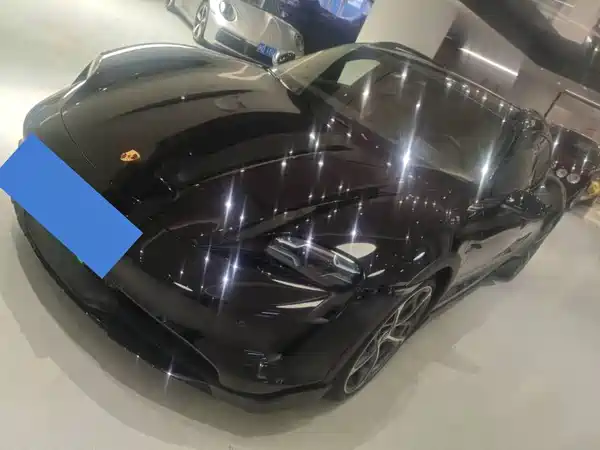 Porsche Taycan 2023