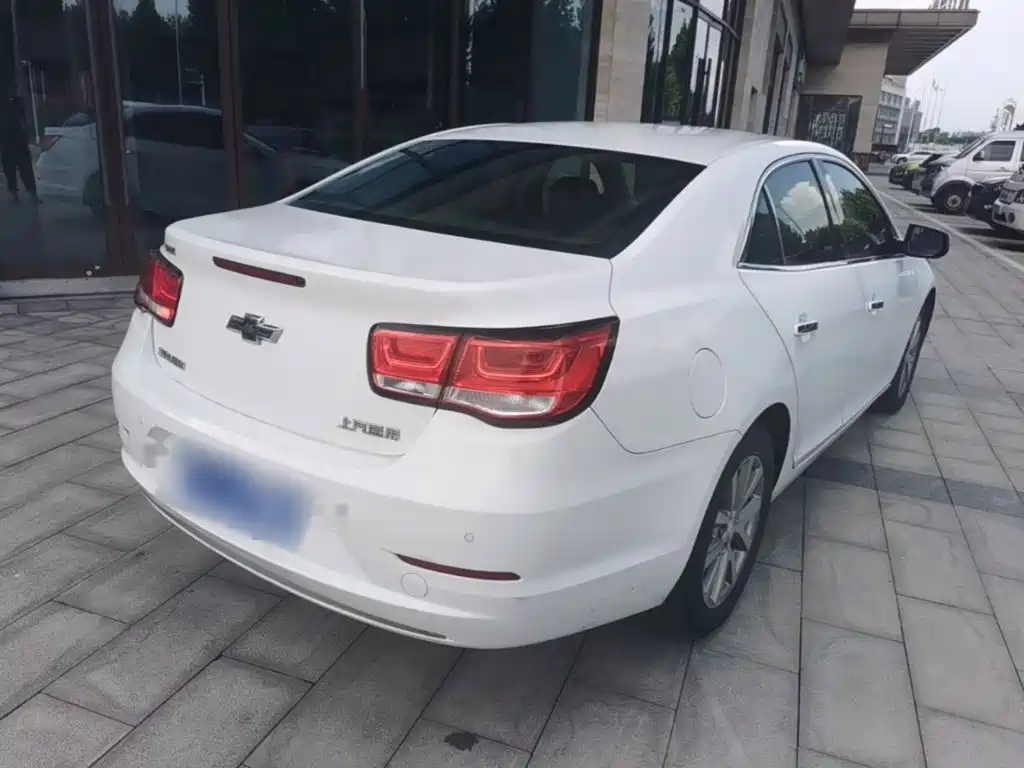 Chevrolet Malibu 2018 — фото 7
