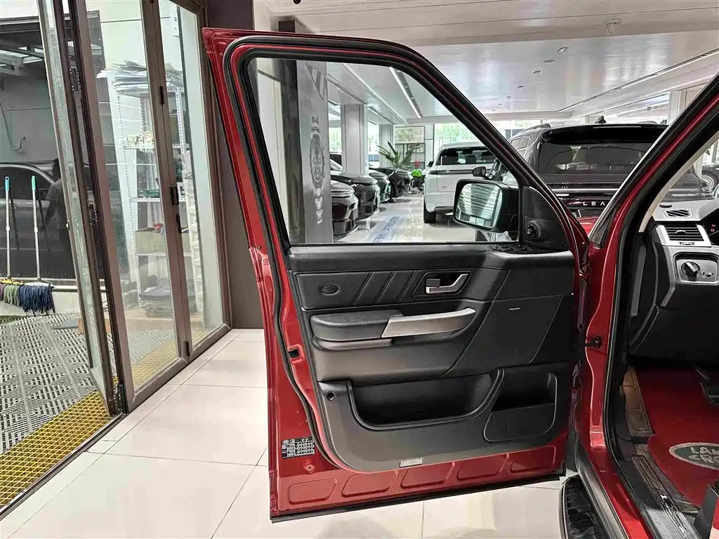 Land Rover Range Rover Sport 2008 — фото 14