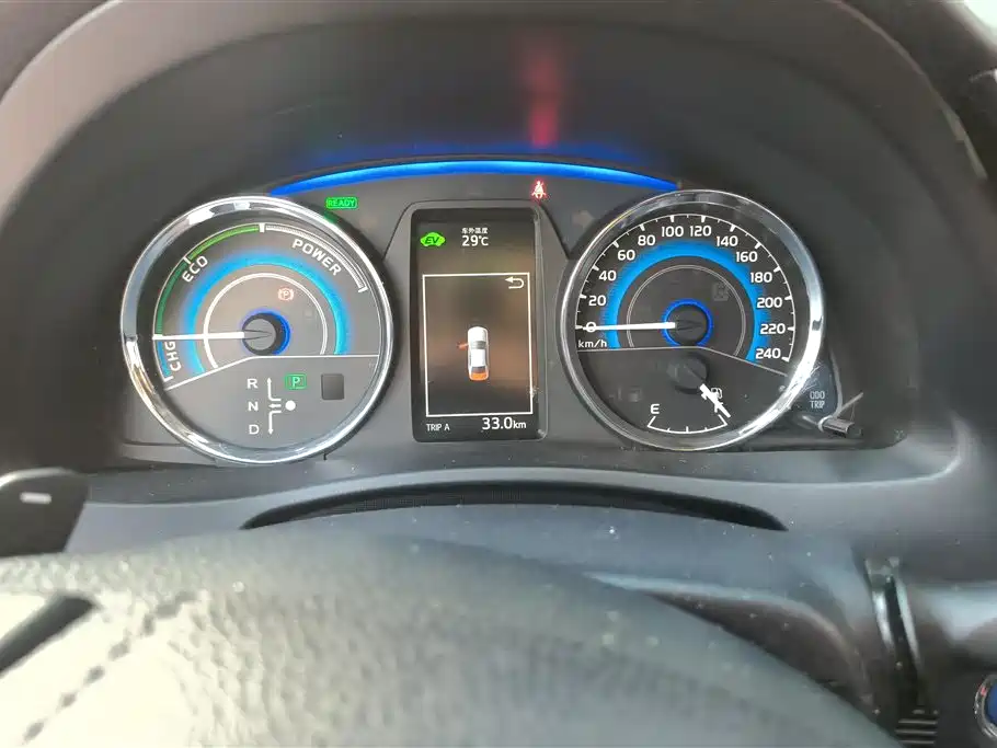 Toyota Corolla 2018 — фото 14