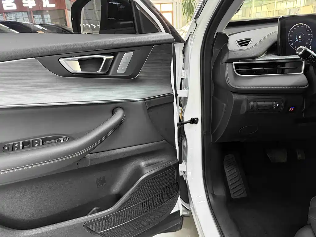Chery Tiggo 7 PLUS 2022 — фото 9