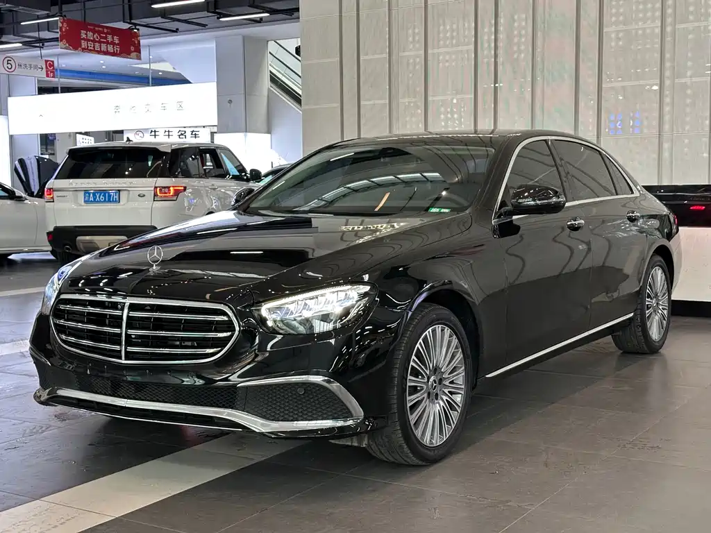 Mercedes-Benz E-Class 2022 — фото 1