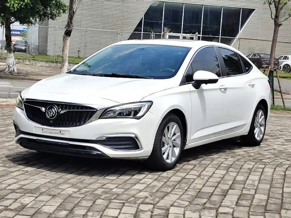 Buick Verano 2018 — фото 1