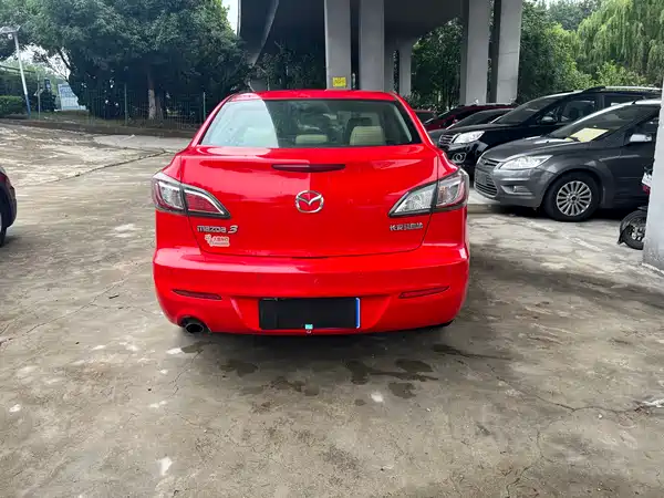 Mazda 3 Xingcheng 2013