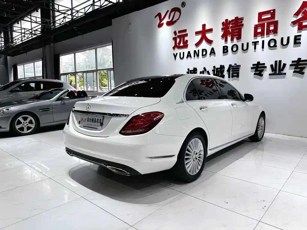 Mercedes-Benz C-Class 2015 — фото 18