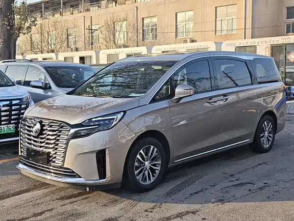 Buick GL8 2023
