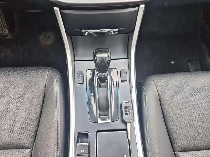 Honda Accord 2016 — фото 5