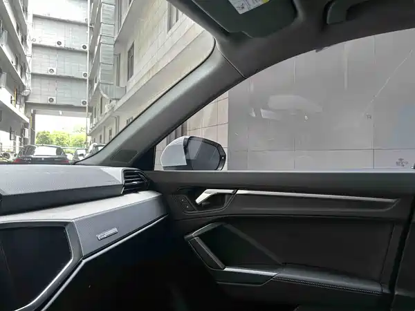 Audi Q3 2023