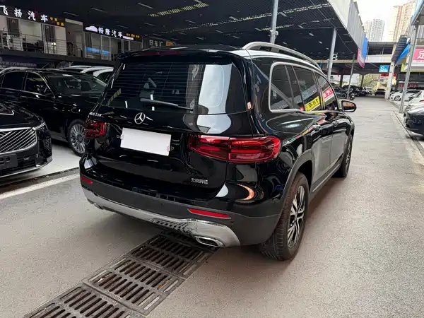 Mercedes-Benz GLB 2024