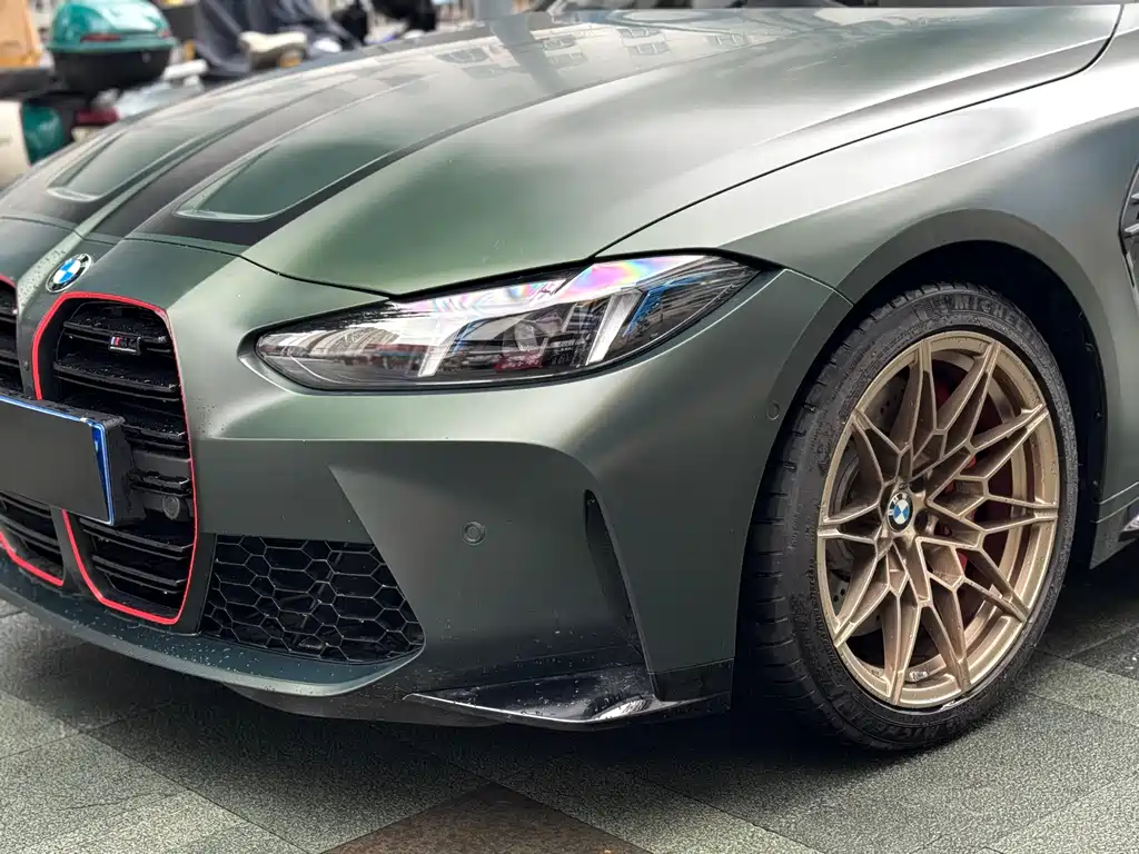 BMW M4 2025 — фото 11