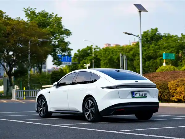 NIO ET5 2023