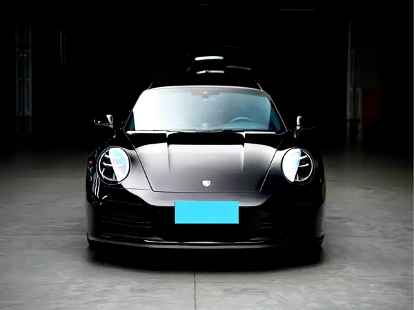Porsche 911 2025