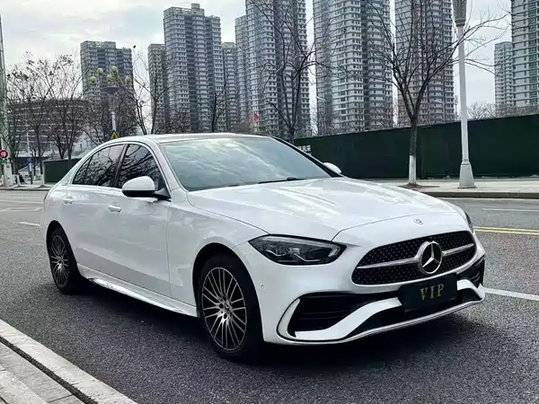 Mercedes-Benz C-Class 2025