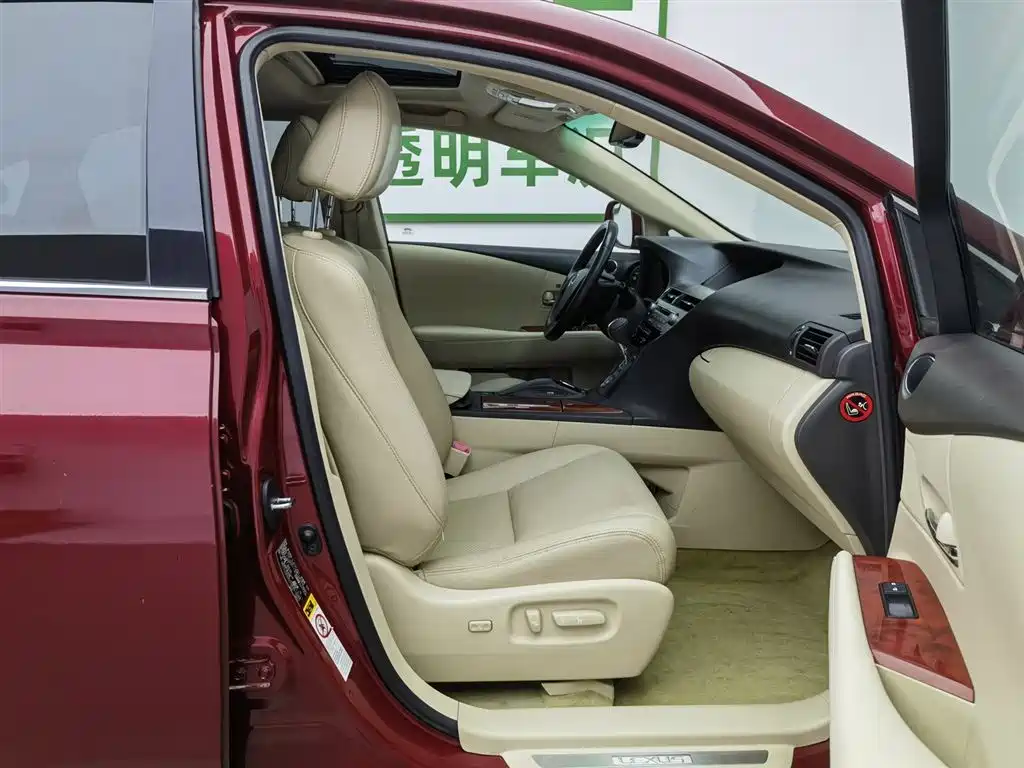Lexus RX Classic 2012 — фото 23