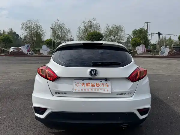 Changan Eado XT 2015