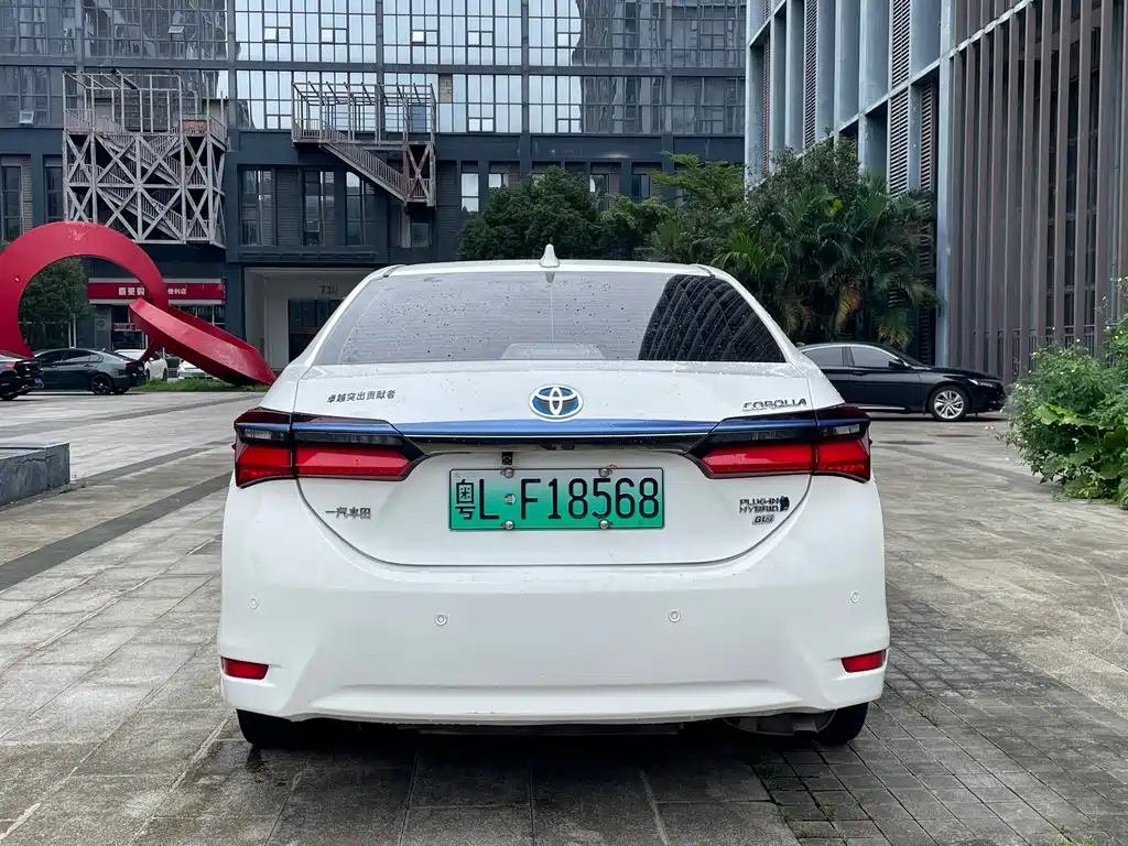 Toyota Corolla Hybrid 2020 — фото 6